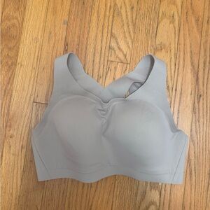 Lululemon tan sports bra high support size 34D